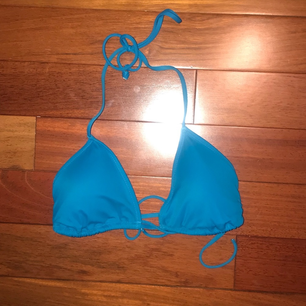 Never worn Victoria Secret blue bikini top. Medium